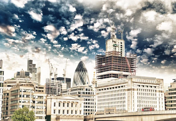 建筑物和建筑风格的伦敦 — 图库照片