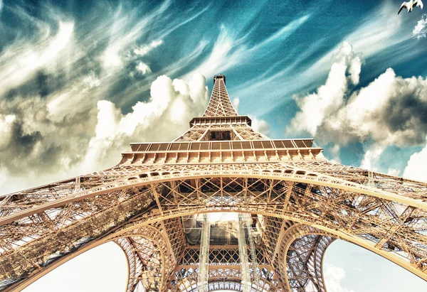 Eiffeltornet i Paris — Stockfoto