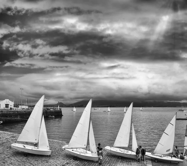 Sailing Boats in a row — Stock Photo, Image