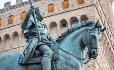 Cosimo ben de' medici giambologna tarafından