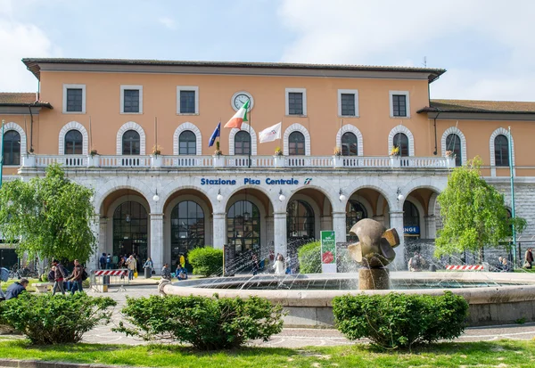 Pisa central train station — Stock Photo, Image