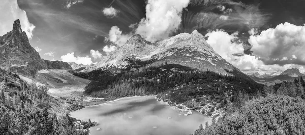 Lake Sorapiss — Stock Photo, Image