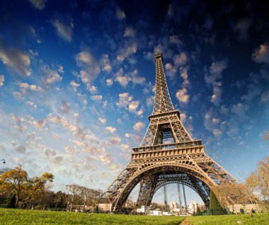 Paris 'teki Eyfel Kulesi.