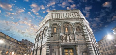 piazza del Duomo, Florence vaftizhane