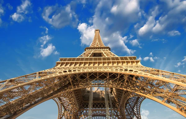 Eiffel Tower at sunset — Stock Photo, Image