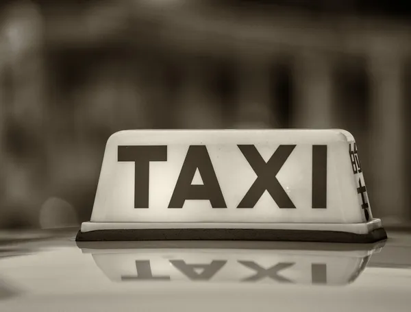 Taxi znamení — Stock fotografie