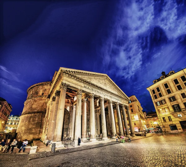 The Pantheon on summer night — Stock Photo, Image