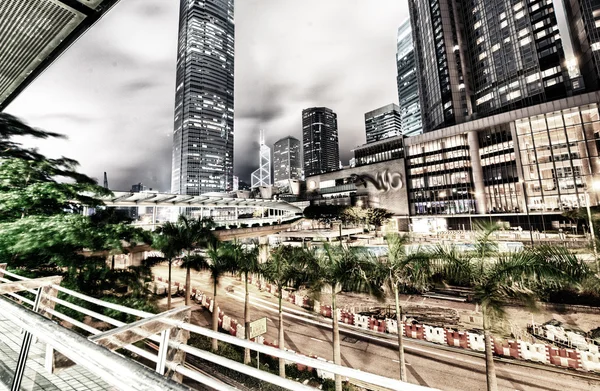 Ουρανοξύστες του Χονγκ Κονγκ κοντά σε κεντρική, θέα στο ηλιοβασίλεμα — Φωτογραφία Αρχείου