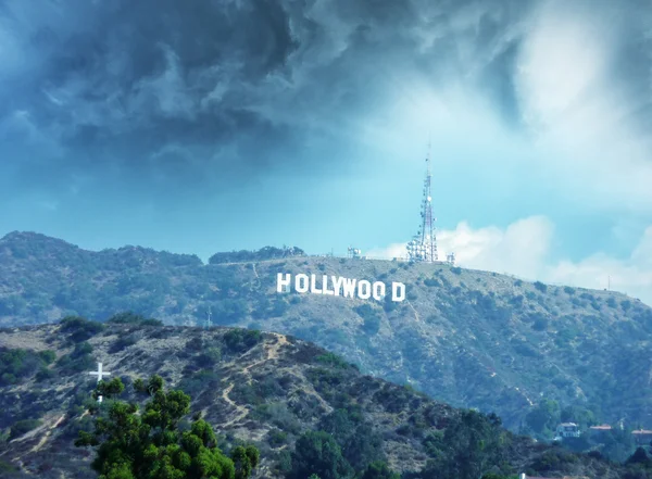 Hollywood berühmtes Schild auf dem Berg — Stockfoto