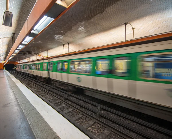 Rozpędzony pociąg rozmycie, Francja — Zdjęcie stockowe