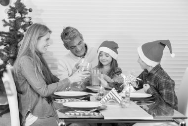 arka plan ağaç aile Noel tablo. Ebeveynler ve chil