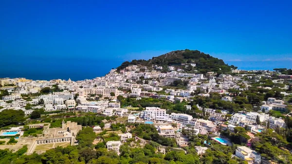 Úžasný Letecký Výhled Pobřeží Ostrova Capri Letní Sezóně Itálie Pohled — Stock fotografie