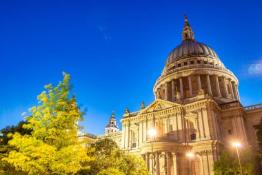 St Paul Katedrali, gece, Londra