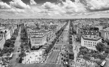 Paris. Şehir sokaklarını Etoile roundabout, görünümünü. Anteni Triumph Arc panoramik.