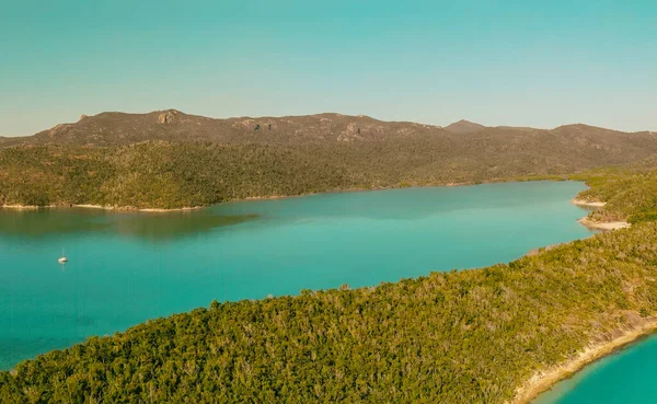 Impresionante Isla Medio Del Océano Vista Panorámica Atardecer Concepto Vacaciones — Foto de Stock