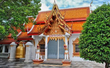 Tayland 'ın ünlü Chiangmai tapınağı..