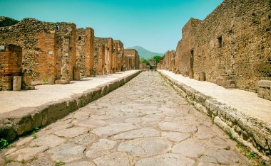 Pompei, İtalya. Yaz mevsiminde antik kalıntılar