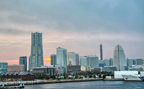 Yokohama Aug Προβολή Σύγχρονων Κτιρίων Στο Λιμάνι Της Γιοκοχάμα Ιαπωνία — Φωτογραφία Αρχείου