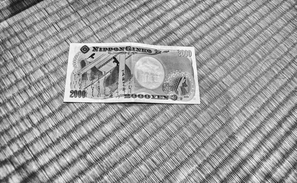 Japonský Jen Měna 2000 Poznámka Nahoře Izolované Plážová Podložka — Stock fotografie