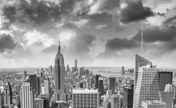 曼哈顿中城 纽约市美丽的日落空中风景 — 图库照片