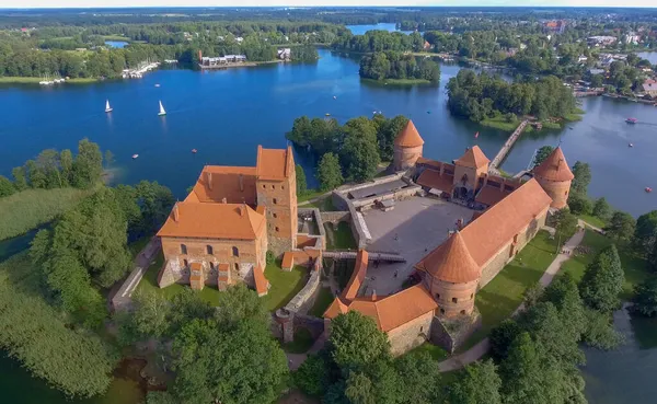 Castello Trakai Vista Aerea Bellissimo Tramonto Estivo Lituania — Foto Stock