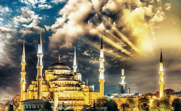 Sunset Färger Blå Moskén Istanbul — Stockfoto