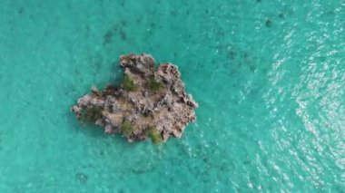 Uçan İHA 'dan Kristal Kaya' nın inanılmaz hava görüntüsü, Mauritius