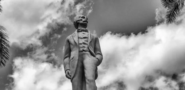 Habana Cuba Abril 2016 Estatua Carlos Manuel Céspedes Con Cielo —  Fotos de Stock