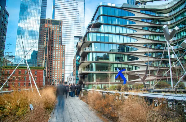 High Line Zimą Manhattanie Ludzie Ruchu Niewyraźny Widok Długa Ekspozycja — Zdjęcie stockowe