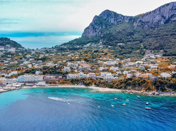 Krásné Pobřeží Capri Podél Přístavní Oblasti Letecký Pohled Dronu — Stock fotografie