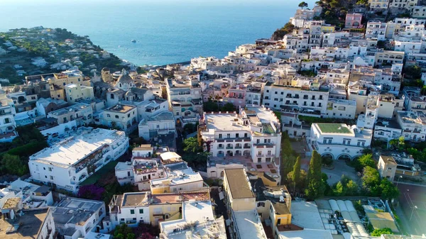 Vista Aérea Las Casas Capri Paisaje Urbano Atardecer Verano Campania —  Fotos de Stock