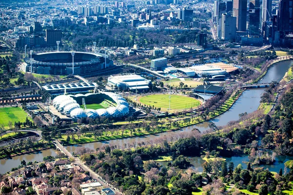 Helikopterden Melbourne Stadyumu Spor Kompleksi Nin Havadan Görüntüsü Arka Planda — Stok fotoğraf