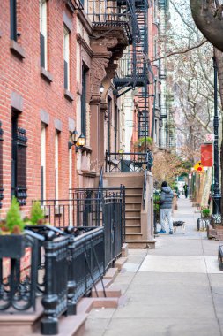 Manhattan, New York 'ta West Village' ın caddesi ve binaları