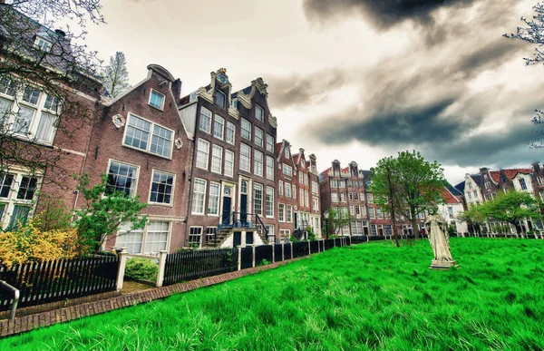Begijnhof Former Women Religious Community Garden Buildings Amsterdam Netherlands — Stock Photo, Image