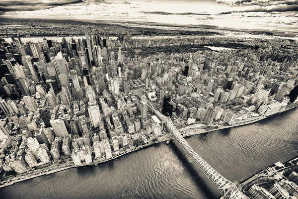 Манхеттенський Вертоліт Виглядає Похмурий День Повітряний Вид Місто — стокове фото