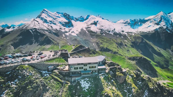 Vista Aérea Los Picos Montaña Grossglocker Temporada Verano Mirador Drones — Foto de Stock