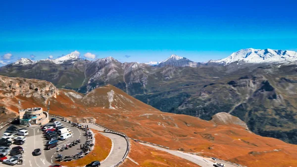 Vista Aérea Los Picos Montaña Grossglocker Temporada Verano Mirador Drones — Foto de Stock