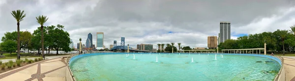 Panoramatický Pohled Downtown Jacksonville Friendship Fountain Florida Jaře Panoramatický Výhled — Stock fotografie