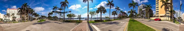 West Palm Beach Апреля 2018 Года Береговая Линия Пальмы Здания — стоковое фото