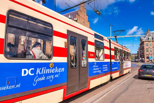 Hague Netherlands April 30Th 2015 Colorful Tram Speeds City Streets - Stock-foto