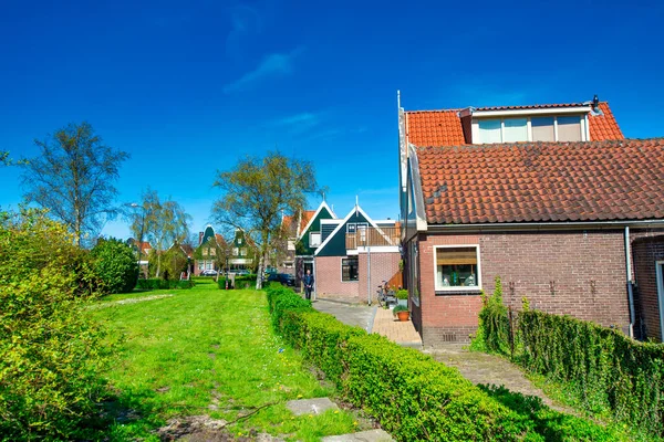 Volendam Netherlands April 2015 City Streets Buildings Sunny Spring Day — Stock Photo, Image