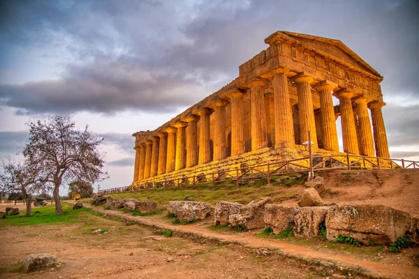 Храм Конкордії Долині Храмів Заході Сонця Агрігенто Сицилії Італія — стокове фото