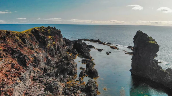Formasi Batu Reynisdrangar Terkenal Pantai Reynisfjara Hitam Coast Atlantic Ocean — Stok Foto