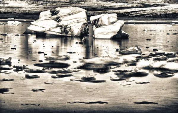 Jokulsarlonské Jezero Ledovci Slunného Dne Island Dlouhý Pohled Expozici Pohyblivými — Stock fotografie