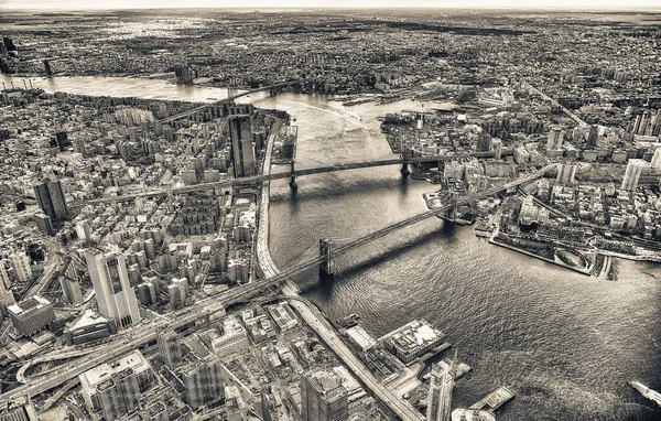 New York Helikopterden Bakış Açısı Brooklyn Manhattan Williamsburg Köprüleri Ile — Stok fotoğraf