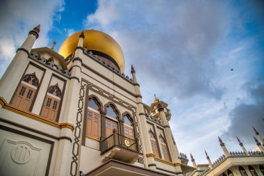 Sultan Camii, Singapur 'da önemli bir turistik merkezdir.