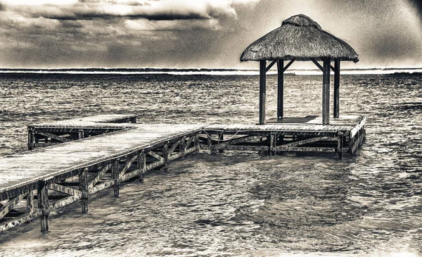 Flic Flac Beach Pier Mauritius — Stockfoto