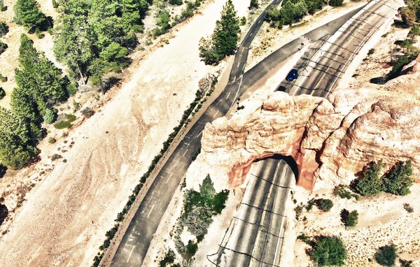 Tunnelingången Till Red Canyon Och Bryce Canyon Röd Båge Vid — Stockfoto