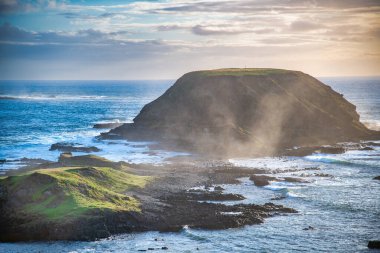 Avustralya, Phillip Adası 'nın önündeki Yuvarlak Ada