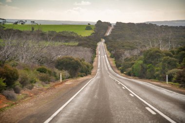 Kanguru Adası, Avustralya 'dan geçen yol